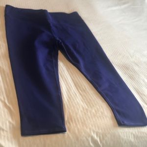 Fabletics crop leggings